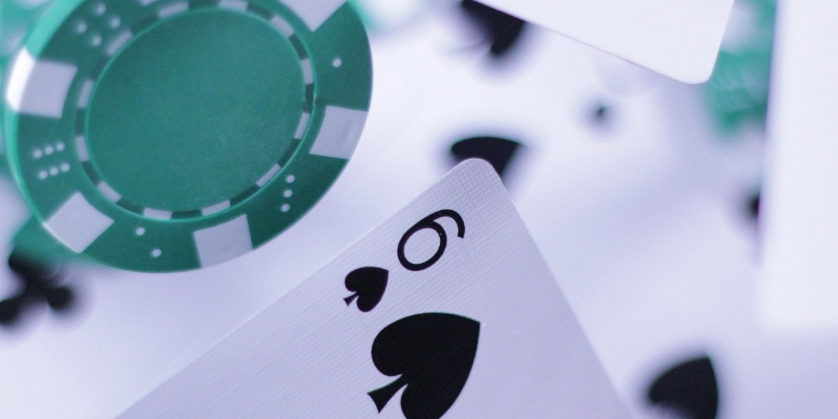 Die Integration von Virtual Reality in Online-Casinos: Chancen und Herausforderungen für das Glücksspielerlebnis im Jahr