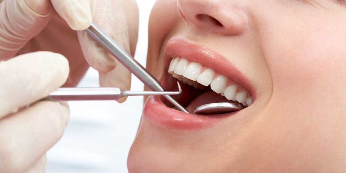 Safe Periodontal Therapy for Healthy Teeth and Gums